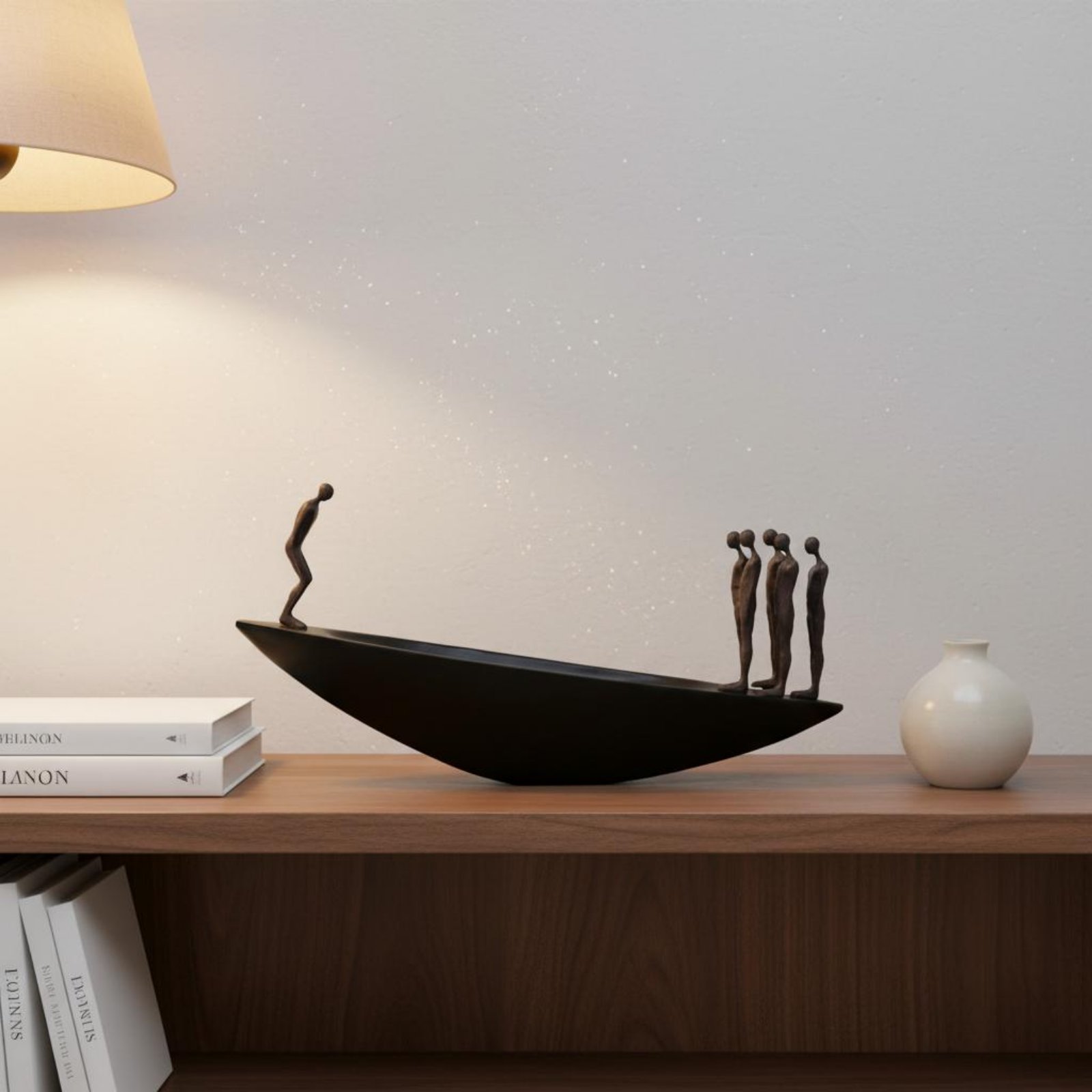 Statua Moderna in Resina a For - Quiet Luxury Lifestyle recensione e prezzo