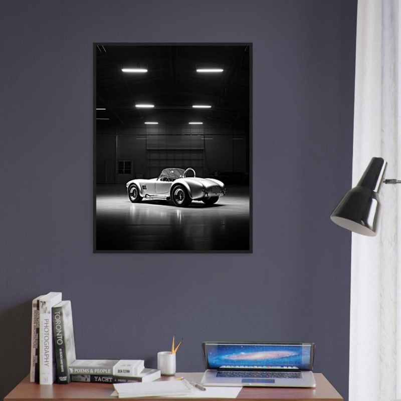 Poster di Auto di Marca Famosa - Quiet Luxury Lifestyle recensione e prezzo